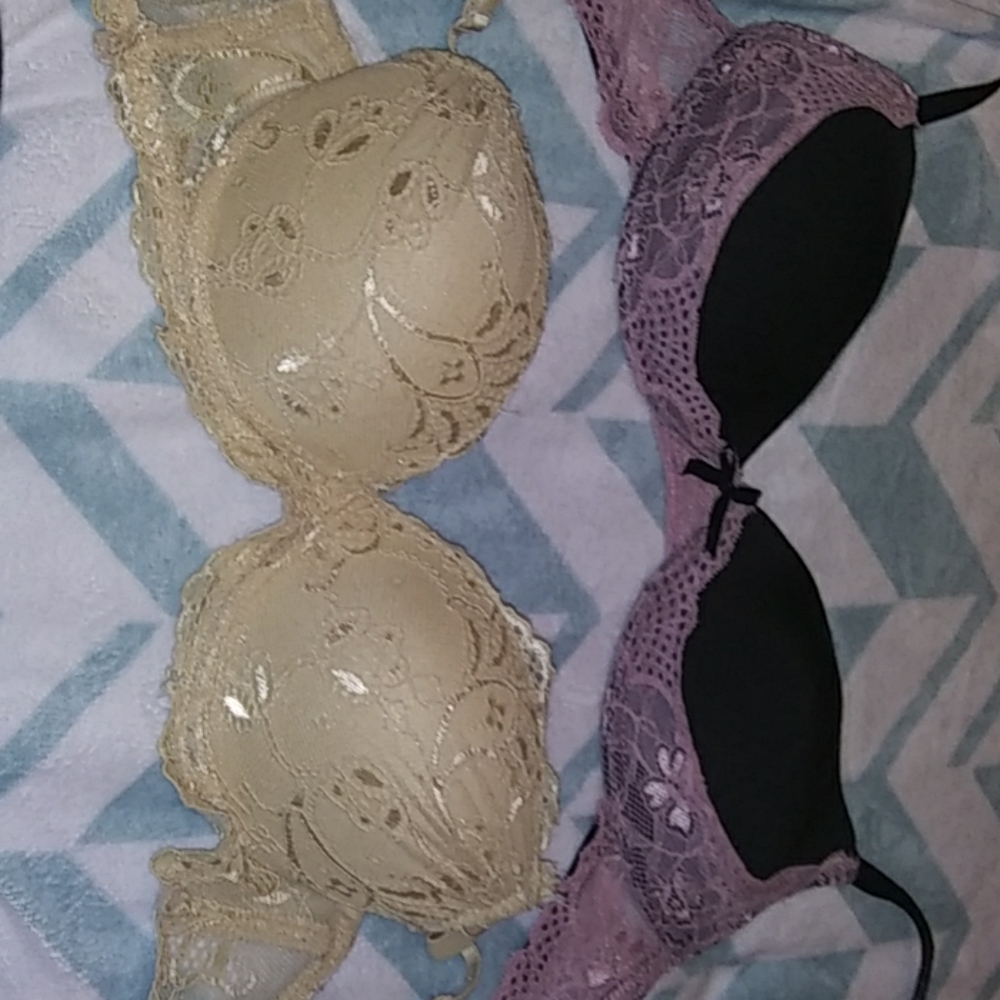 Bra - Picture 2 of 2